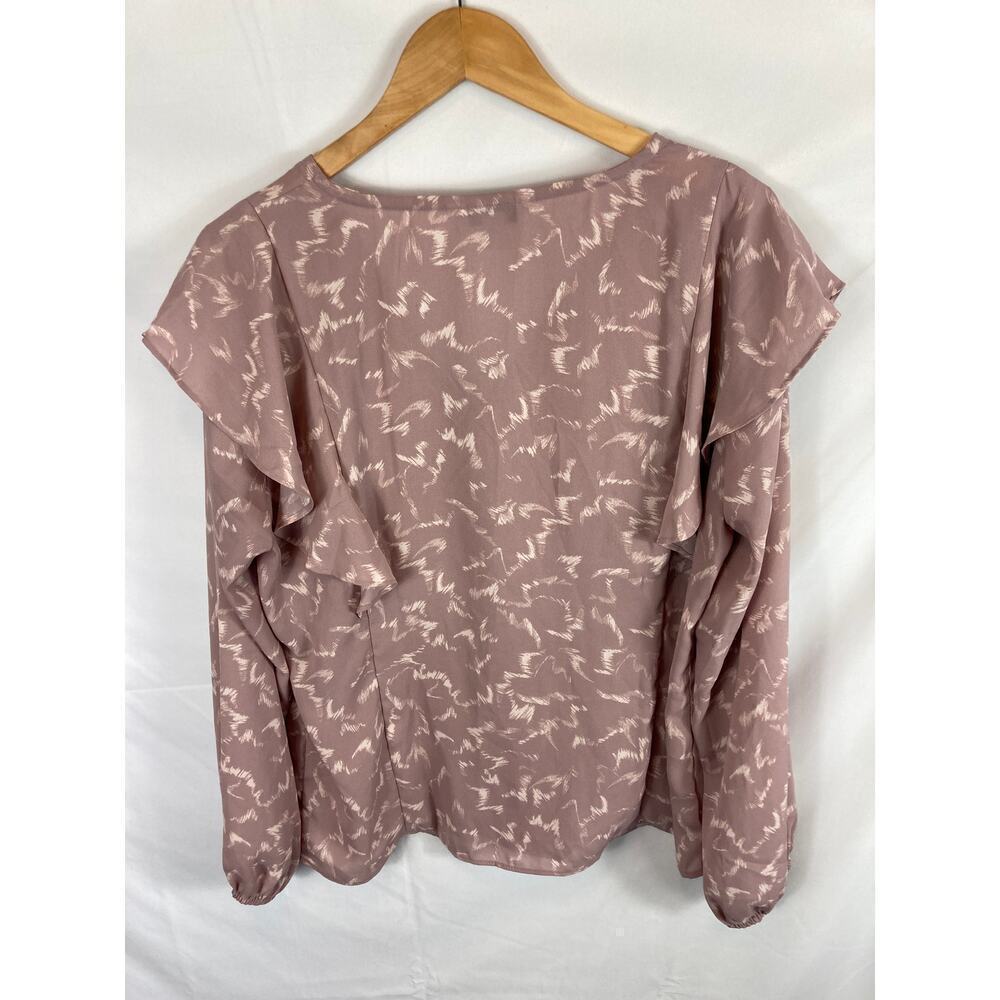 Nine West Patterned Button Down Ruffle Blouse Size Large - Picture 7 of 7